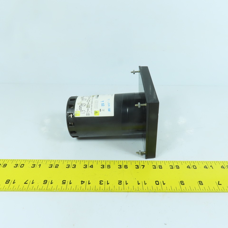 Crompton 386698 239-3024 Panel Mount DC Volts Voltmeter 0-60