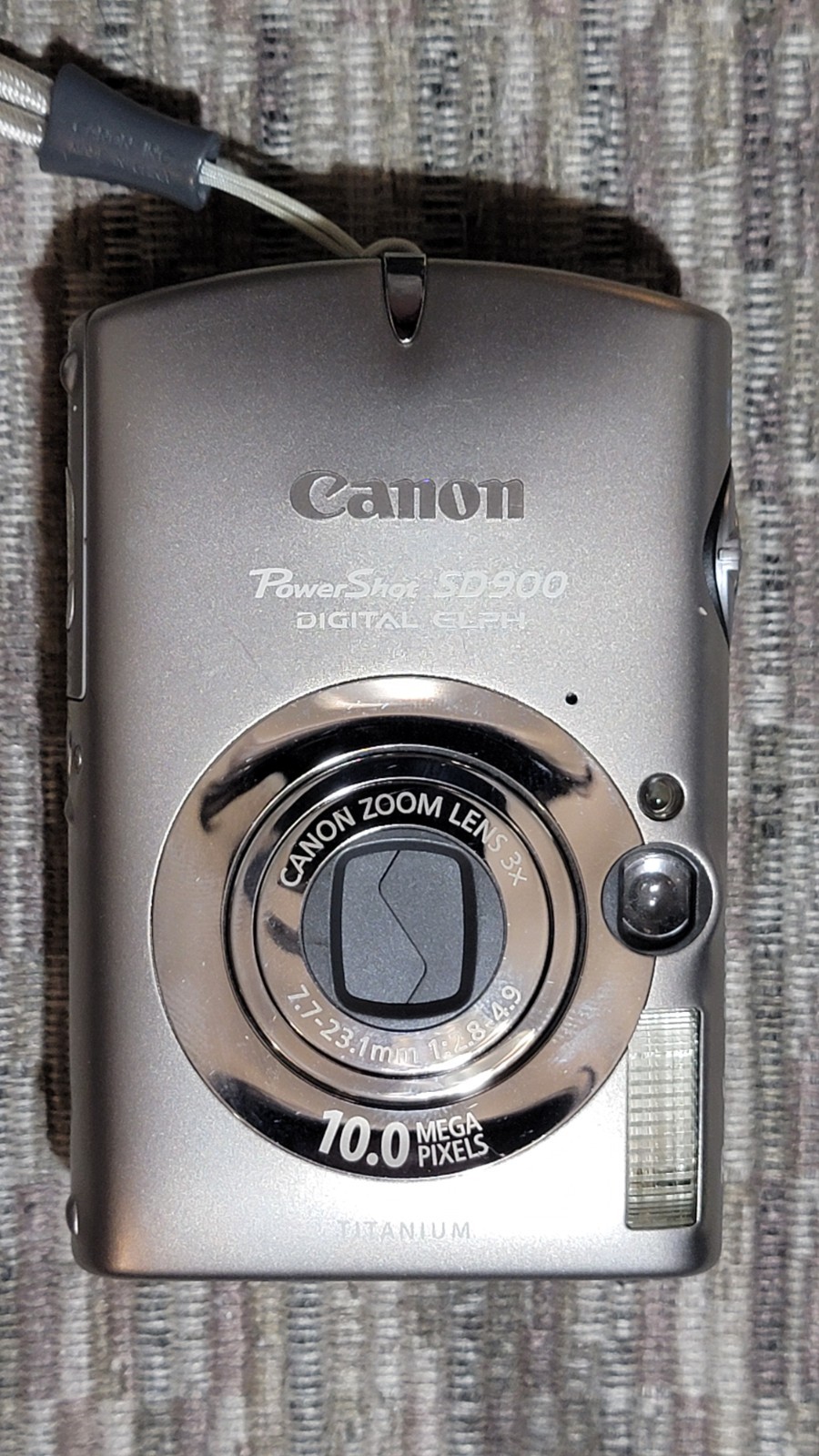 Canon PowerShot SD900 Titanium 10MP Digital Elph  Lens Error READ For Parts