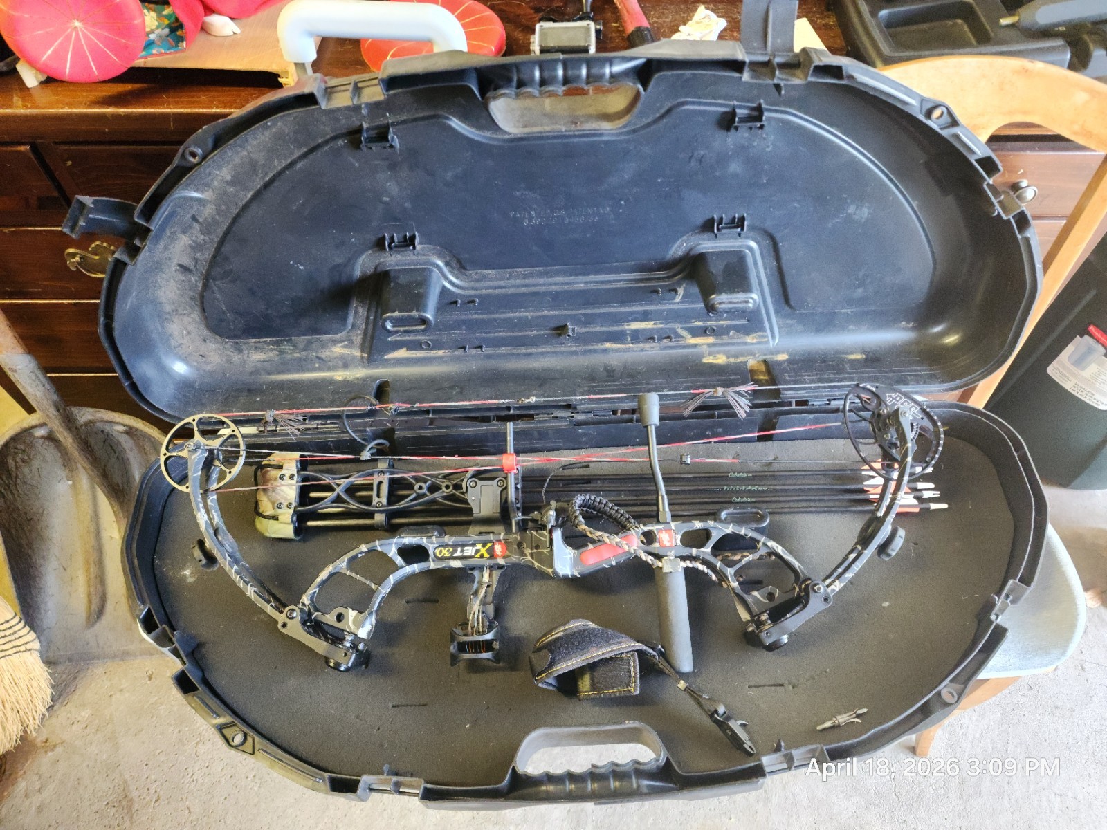 PSE Archery X Jet 30 Right-Handed 60 lbs. 28.5-Inch Draw Hunting Compound Bow