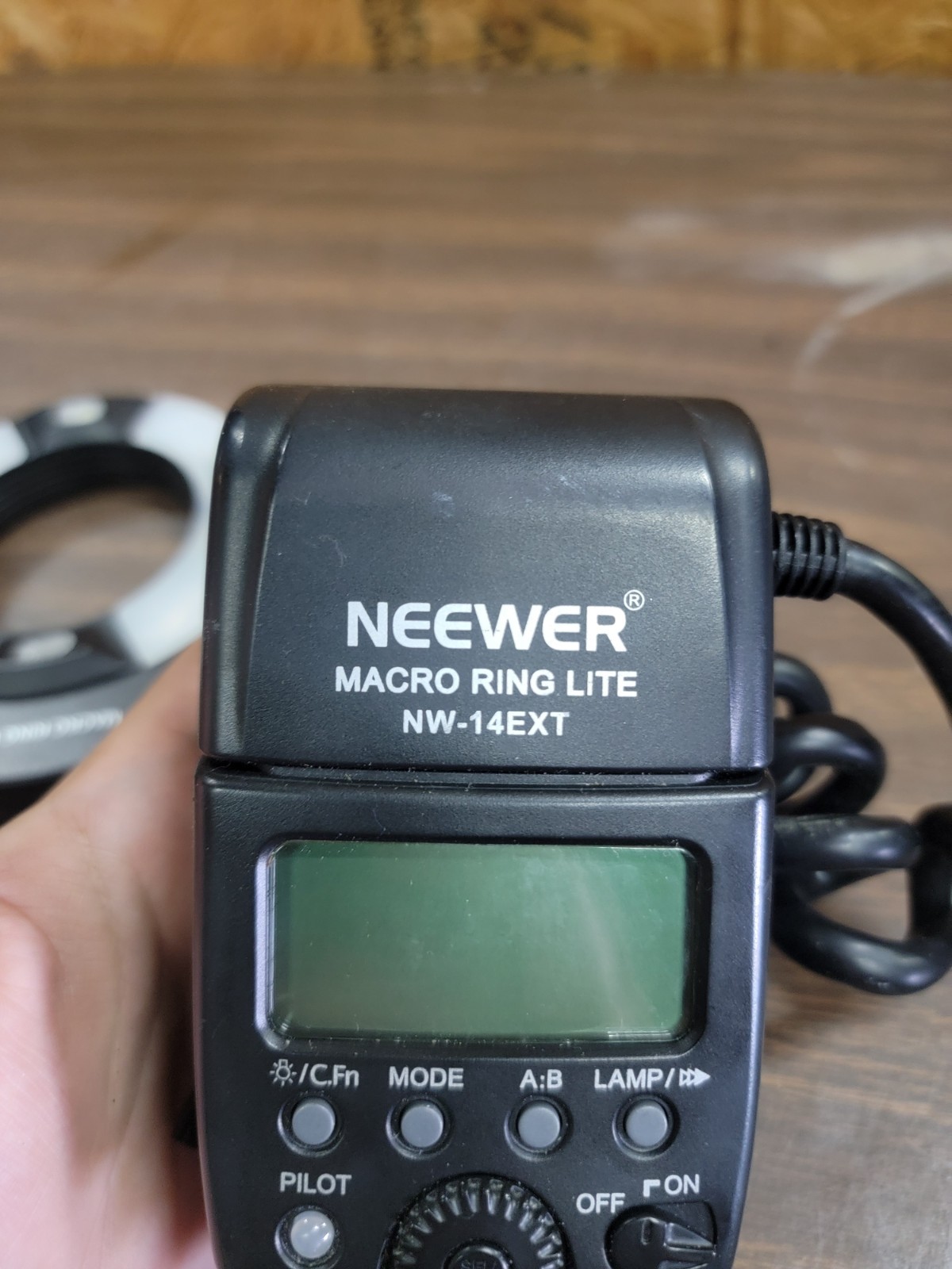 Neewer NW-14EXT Macro RingLite Flash for Canon SLR's