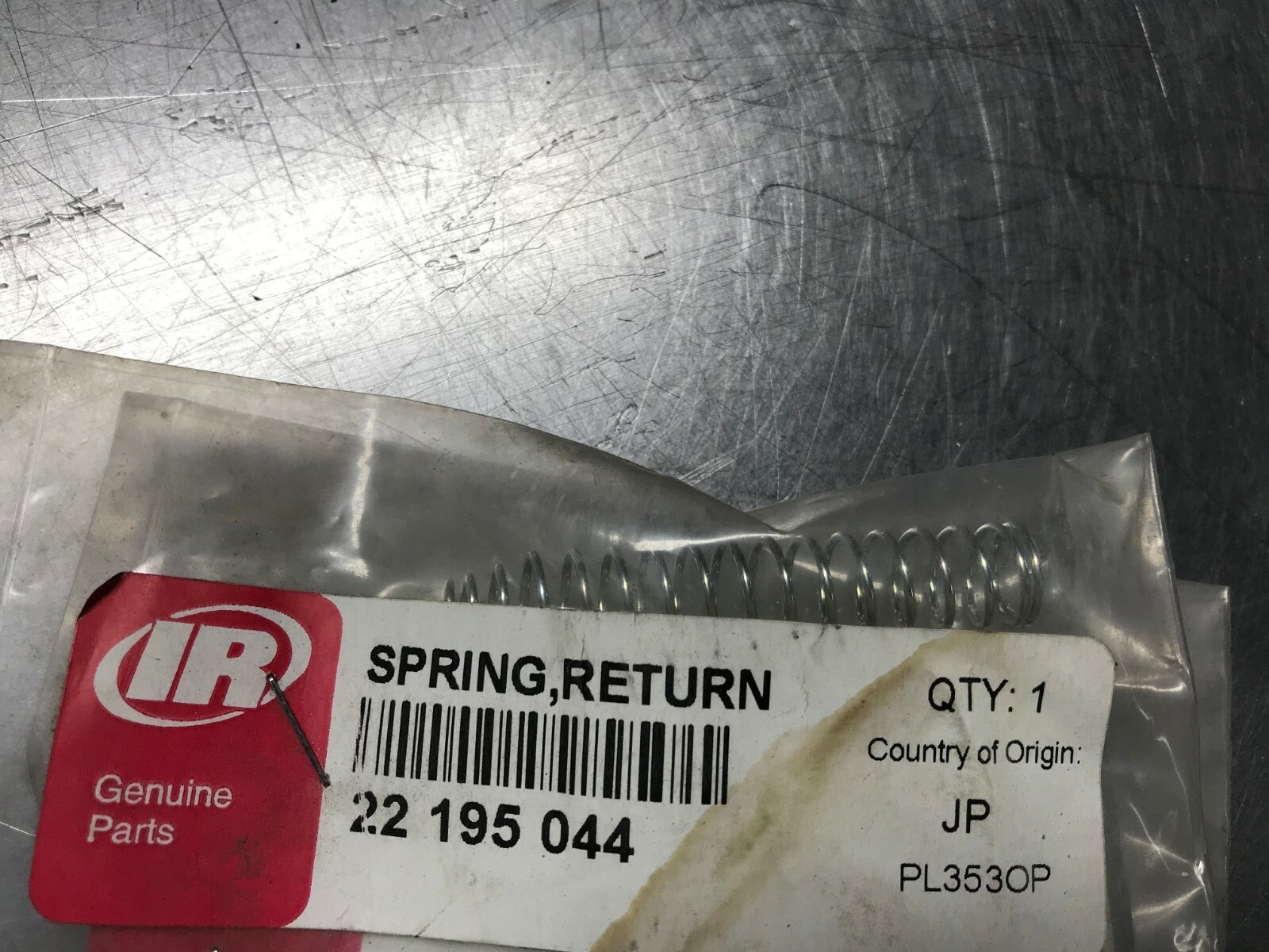 22195044  GENUINE  INGERSOLL RAND   RETURN SPRING    RM22195044