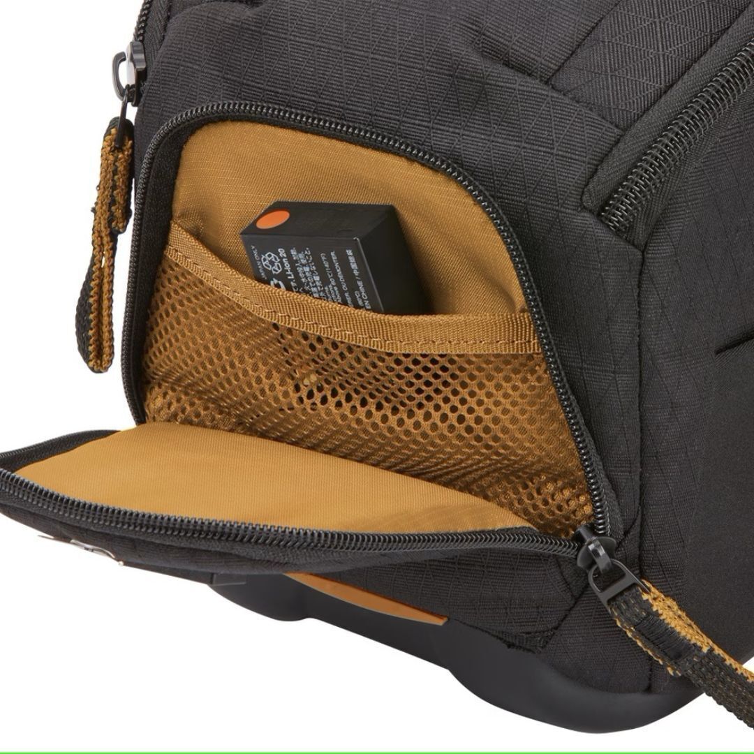 Case Logic Viso DSLR and Mirrorless Camera Black Shoulder Bag with Belt Loop