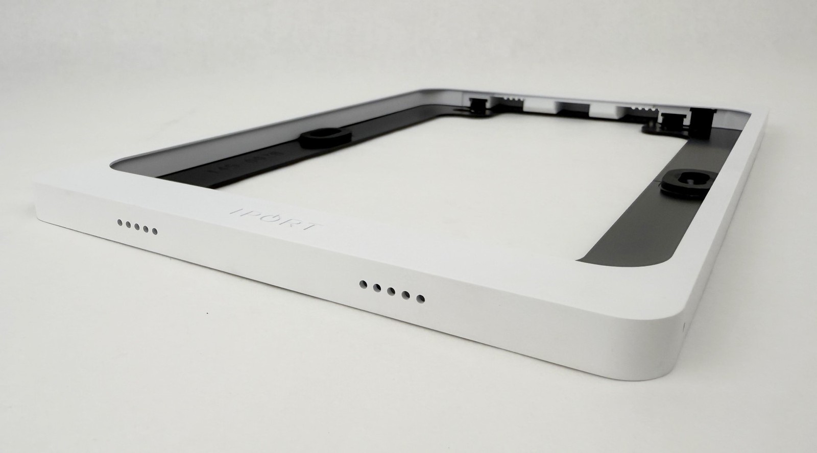 iPort Connect Pro Wall Flash Mount - White - U
