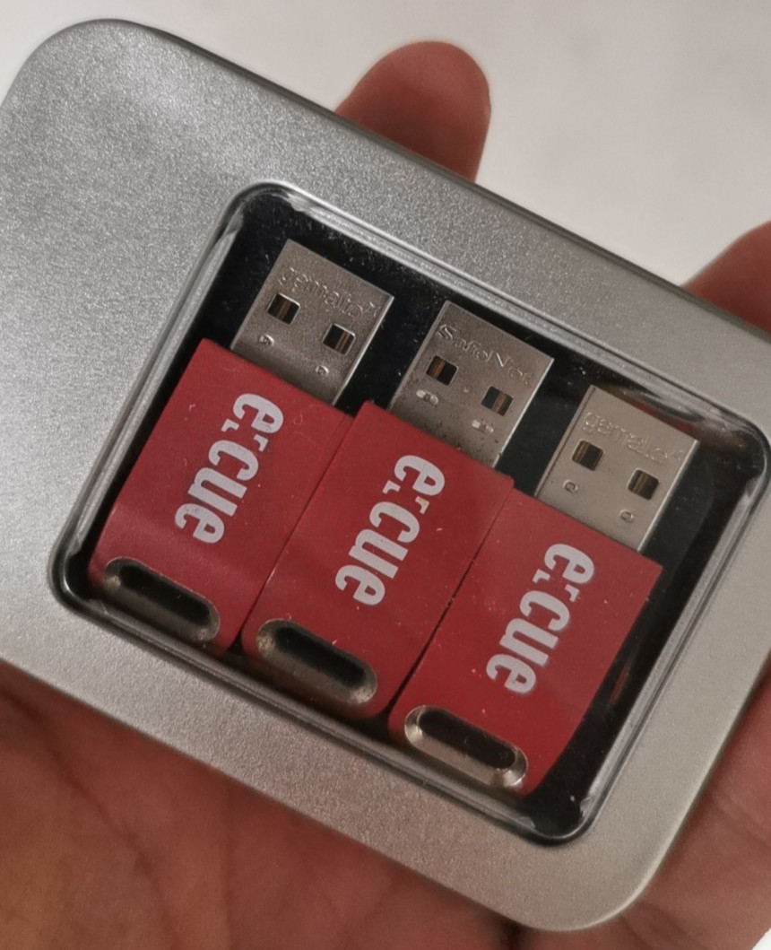 View description ｜1/2 Osram e:cue LAS Enterprise USB Dongle 99Automation Credits