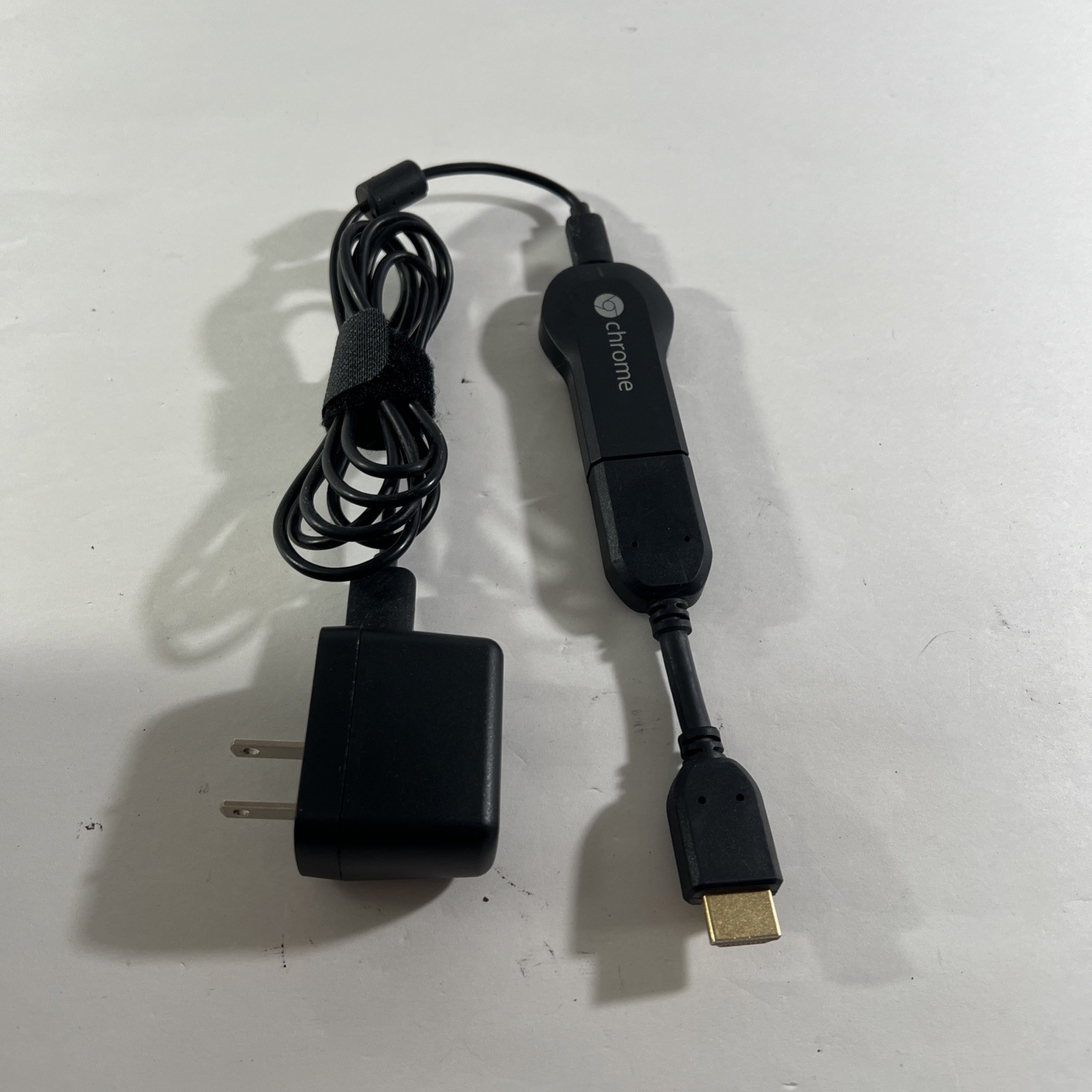 Google Chrome Cast H2G2-42 1st Generation Media Player