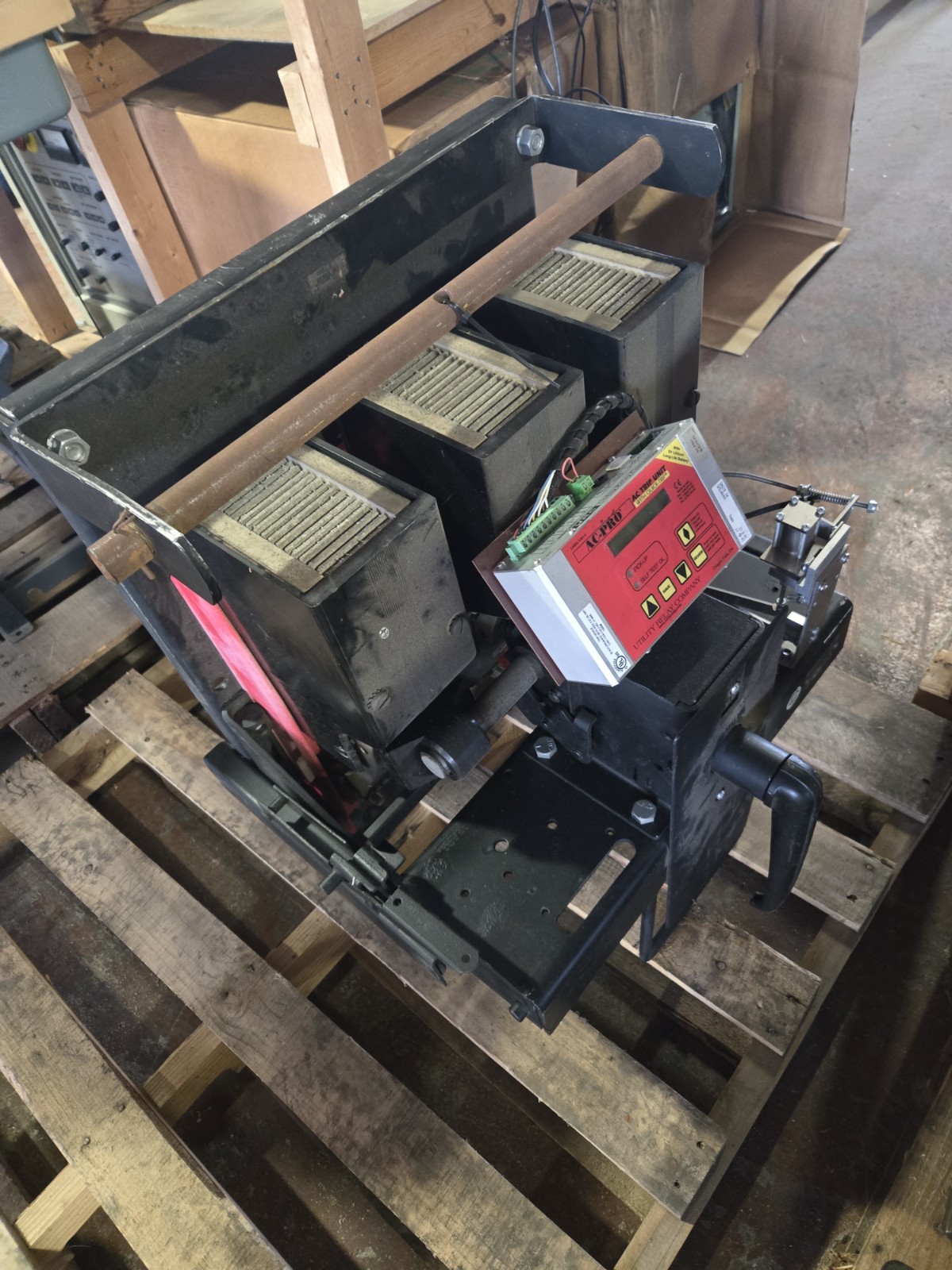 Westinghouse Type DB50 1600A Frame Size Air Circuit Breaker 600VAC FREE FREIGHT