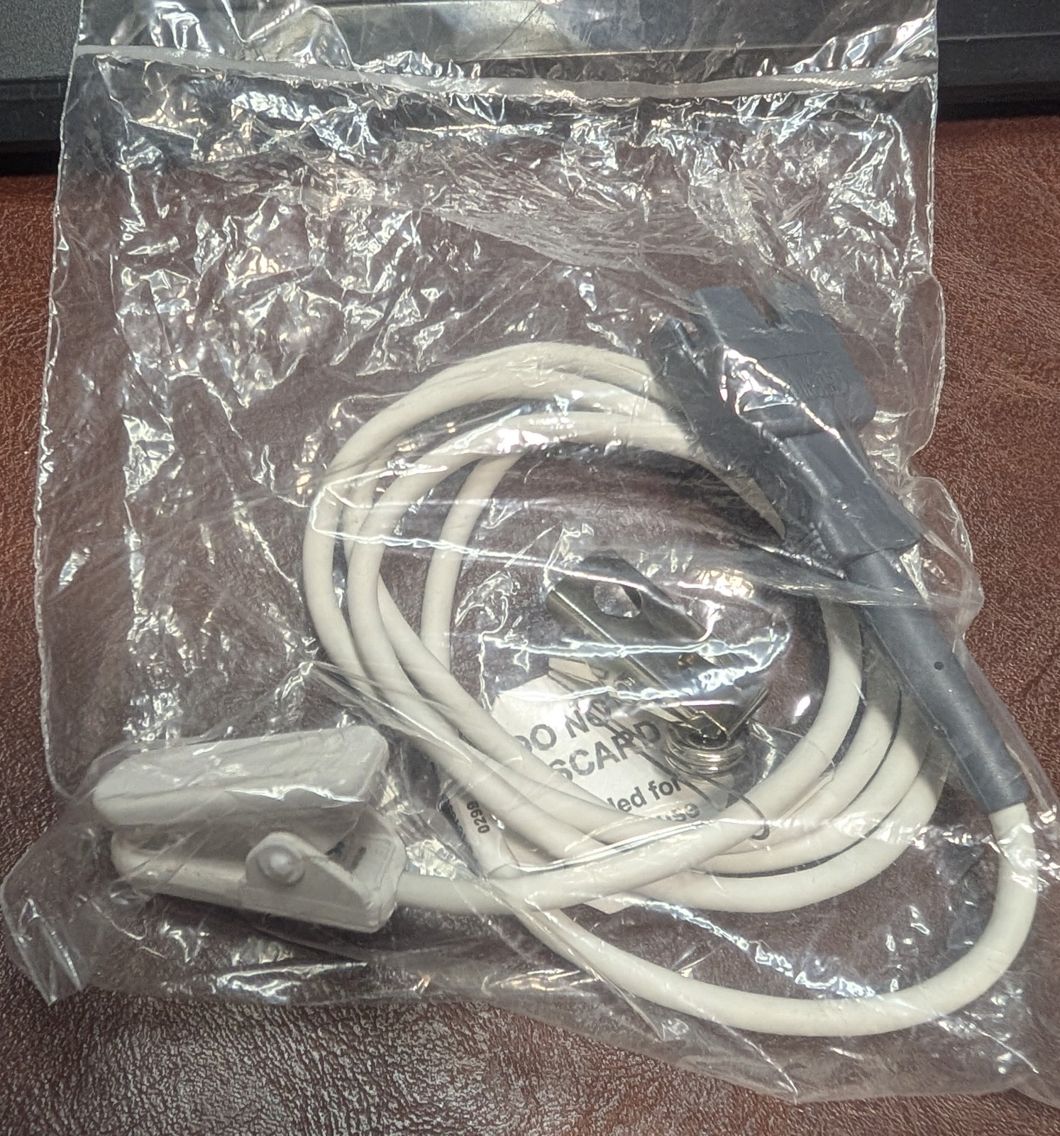 Masimo SET 1895 LNCS TC-I Adult SpO2 reusable ear sensor. OEM. 9 Pin. NEW