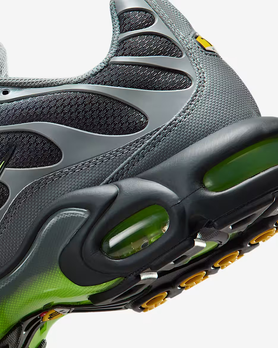 Nike Air Max Plus "Smoke Gray/Dark Smoke Gray/Black/Volt" DM0032-026 Men's New
