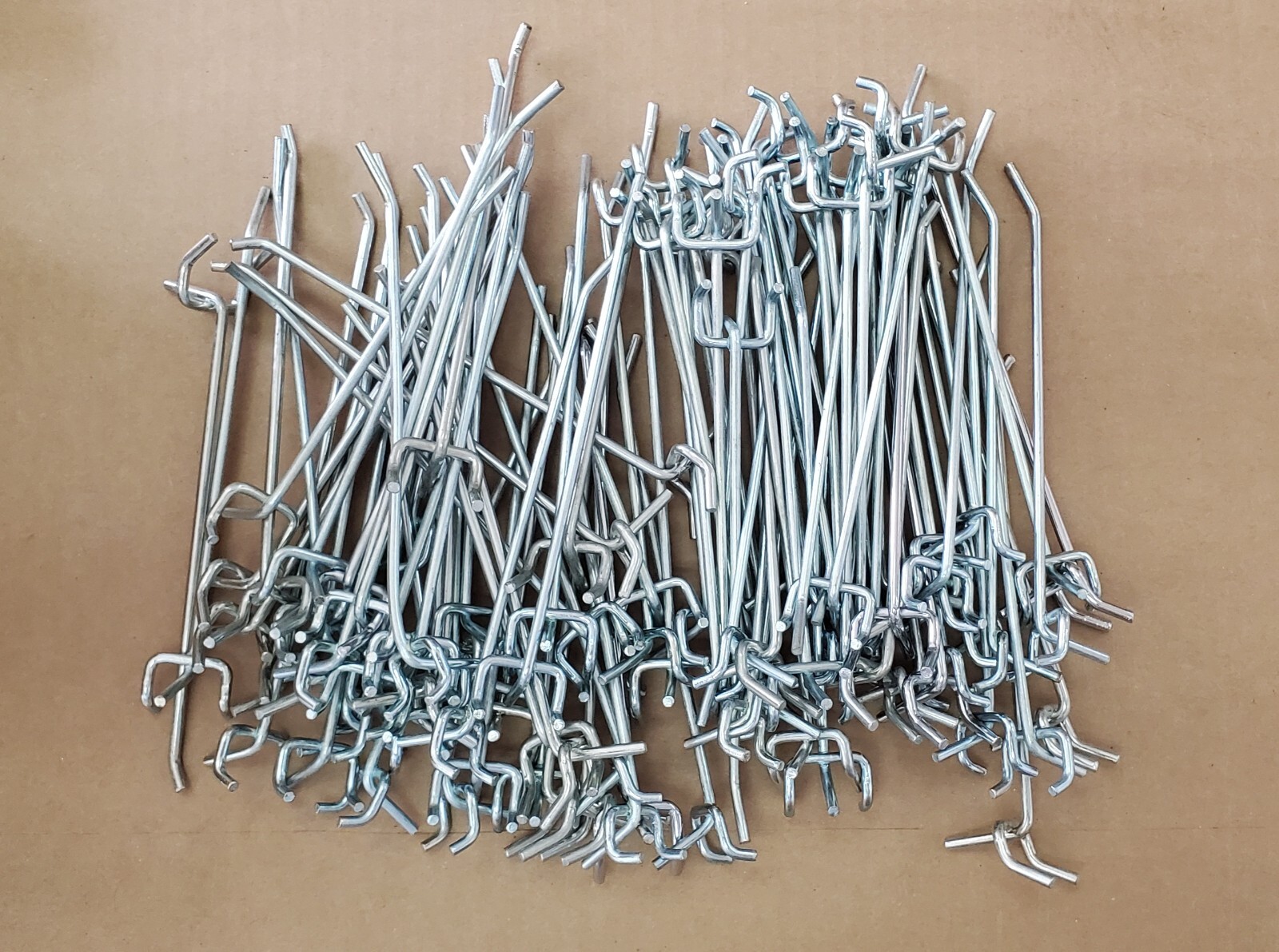 Lot of 7-Inch Pegboard Hooks – Heavy-Duty Metal Hooks (100 Pcs) Peg board hooks