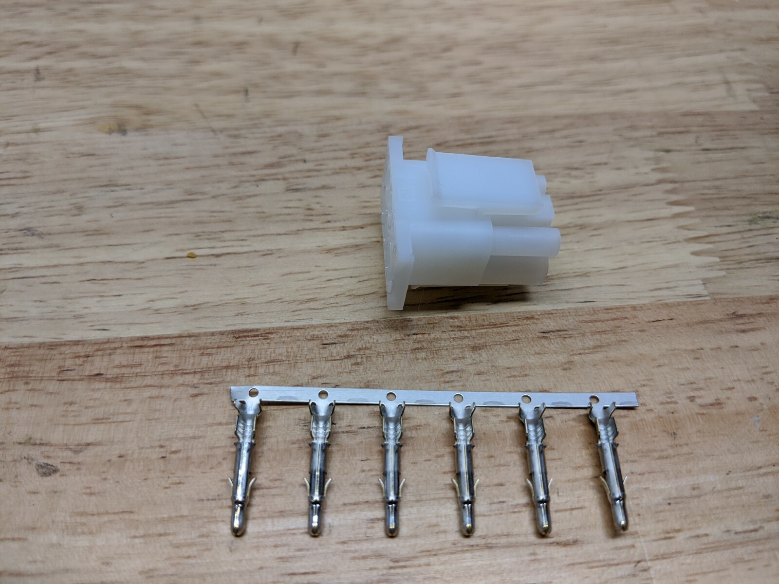 Ram Promaster Tyco 1-480704-0 Rear Speaker Wiring Upfit Plug with Connectors