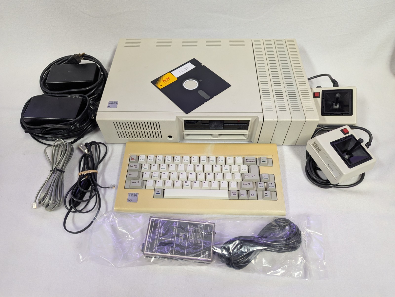 Vtg IBM PCJr 4860 Computer Keyboard Cables Joysticks Expansion Sidecars 640K