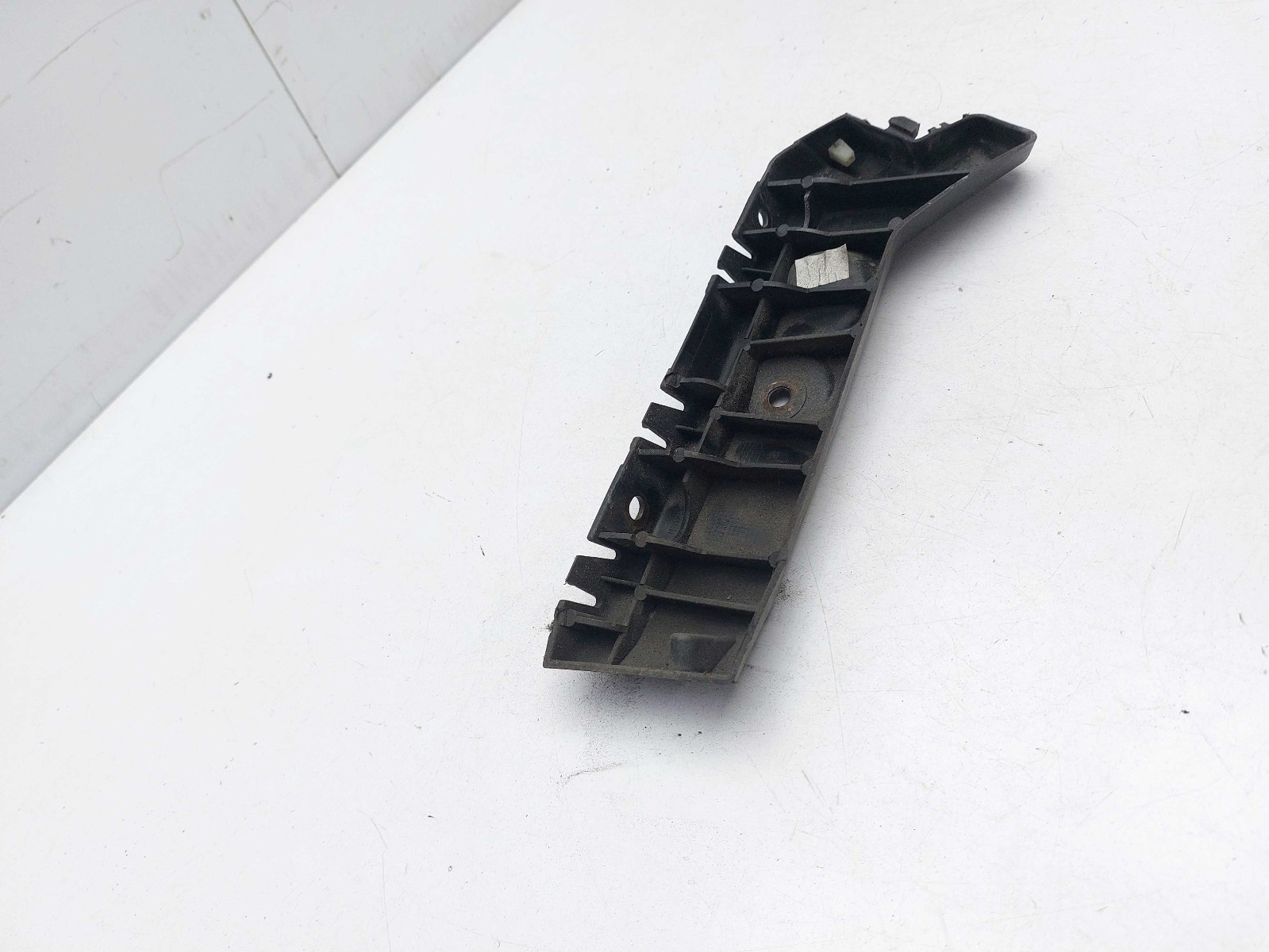 REAR BUMPER MOUNT BRACKET LEFT SIDE 5F0807375 SEAT LEON MK3 2014