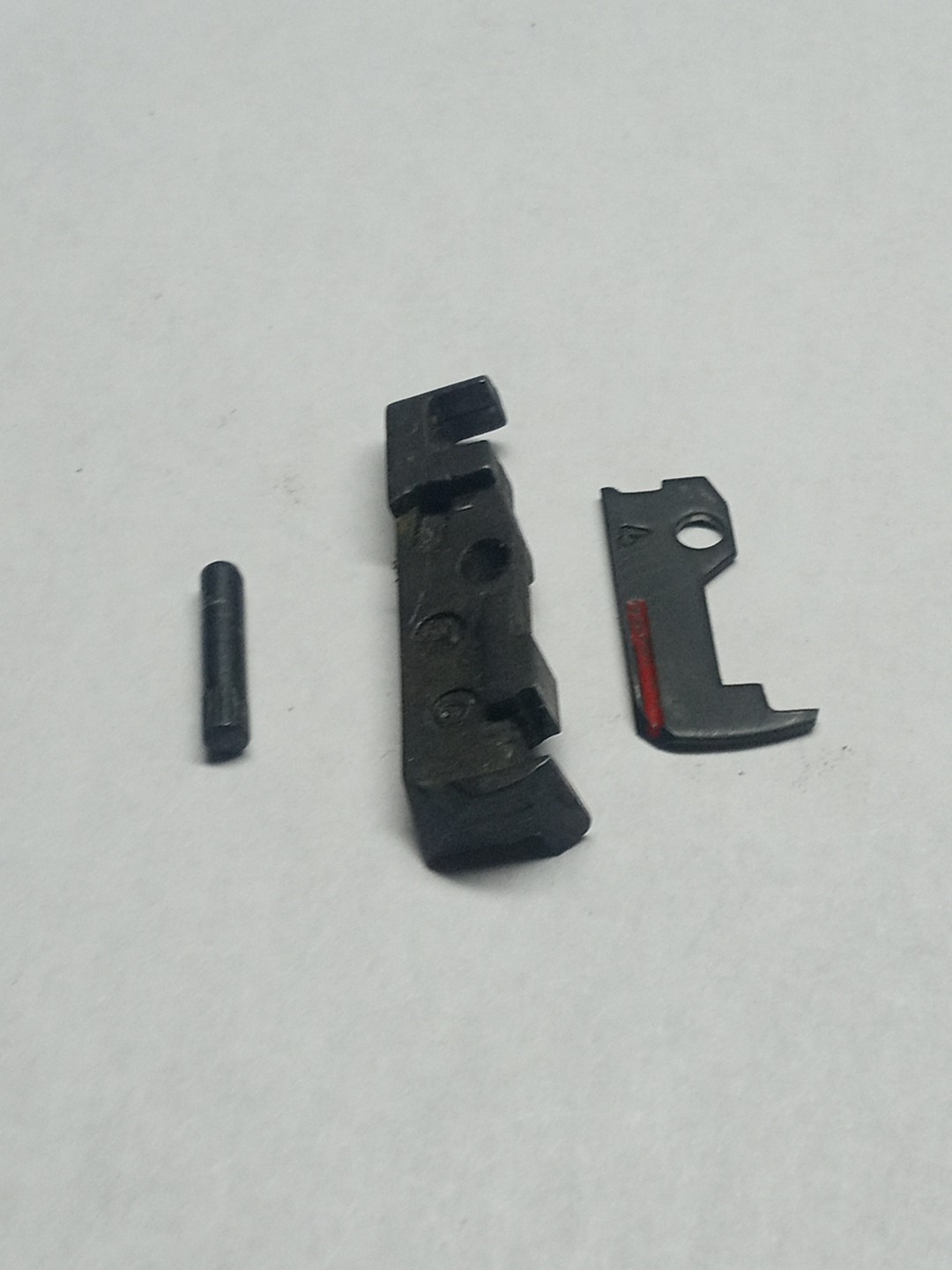 Taurus PT-809 (Extractor Parts) 9mm