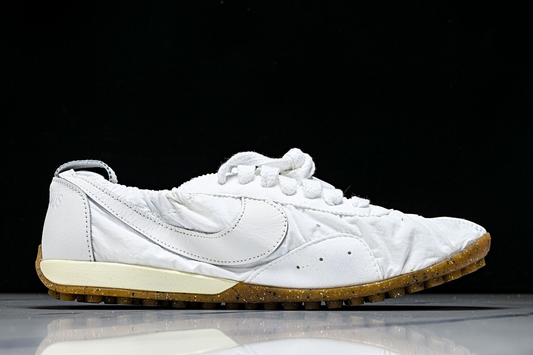 NK Moon Shoe SP Jacquemus Soft Pearl HV8547-002 Women's Shoe Sizes 4-13