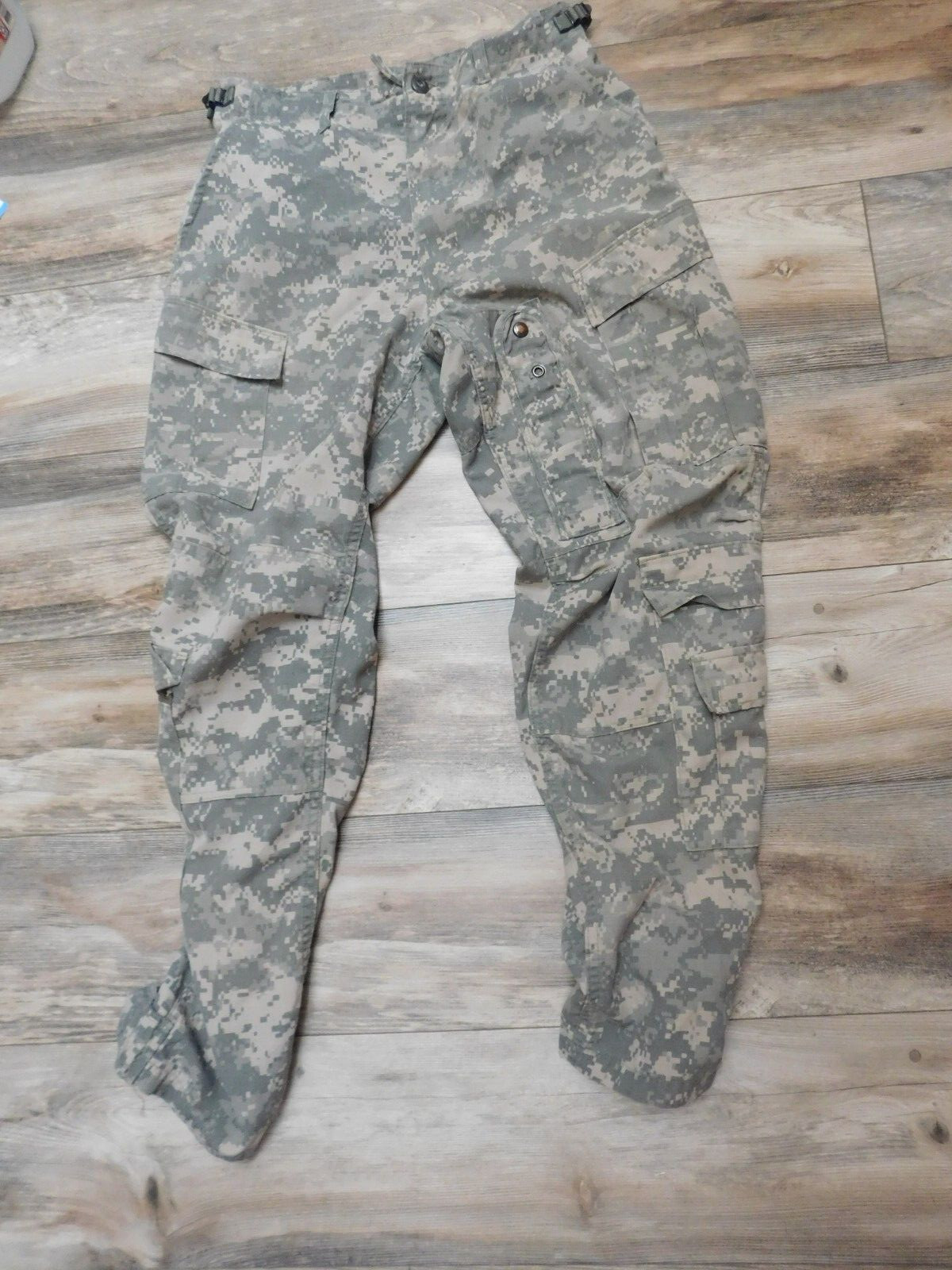 US  ARMY ACU AIRCREW COMBAT TROUSERS SIZE MEDIUM - REGULAR
