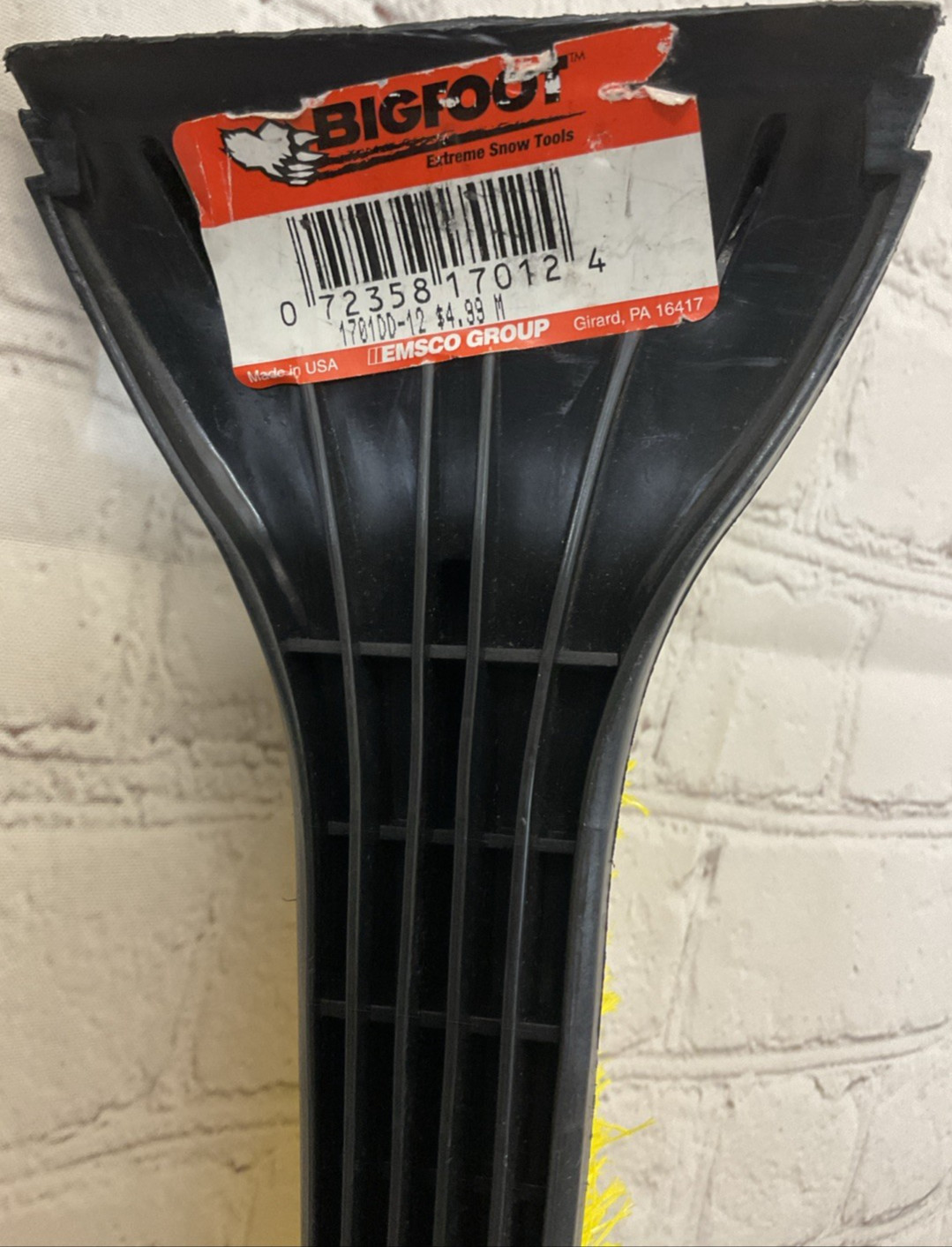 EMSCO Bigfoot Extreme Snow Brush Angled Scraper Dual Grips Easy Leverage Yellow