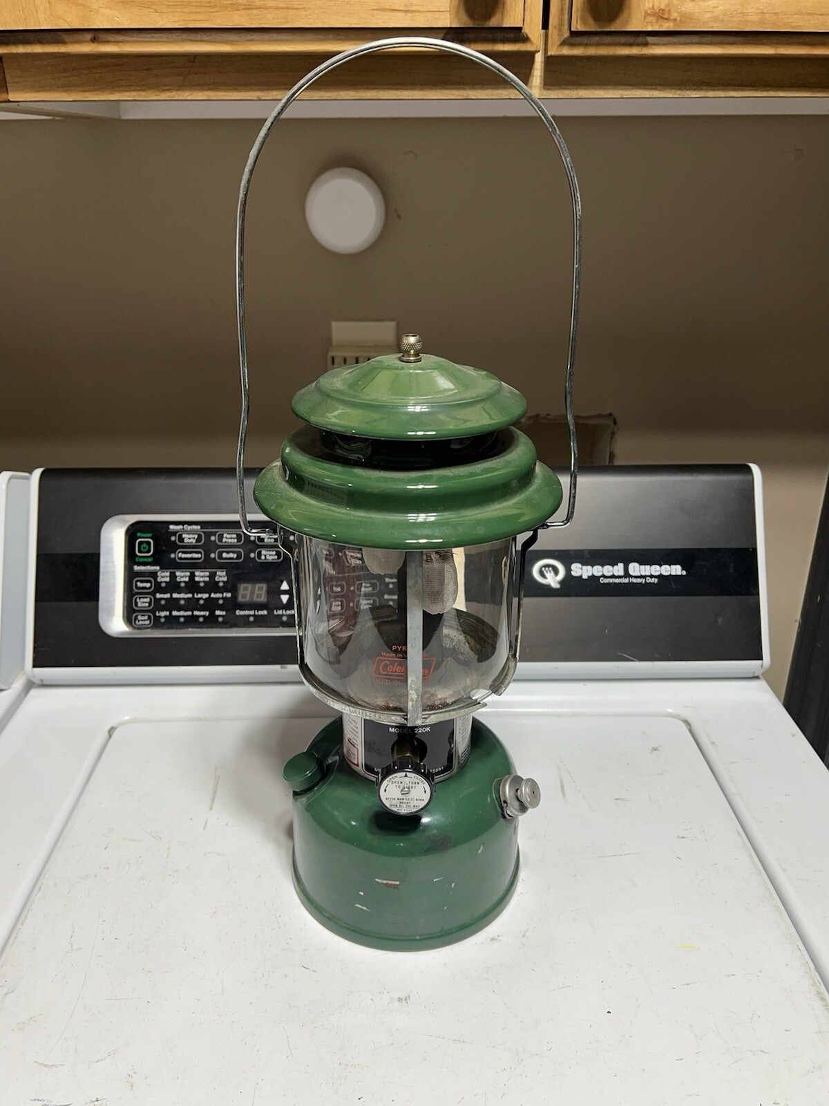 Vintage Green 1983 Coleman Lantern Model 220K 6/83 Untested AS IS Double Mantle