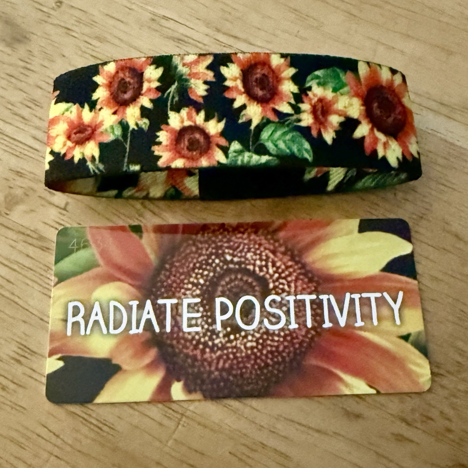 New! ZOX Strap *RADIATE POSITIVITY* Sz MEDIUM - Reversible Wristband with Card