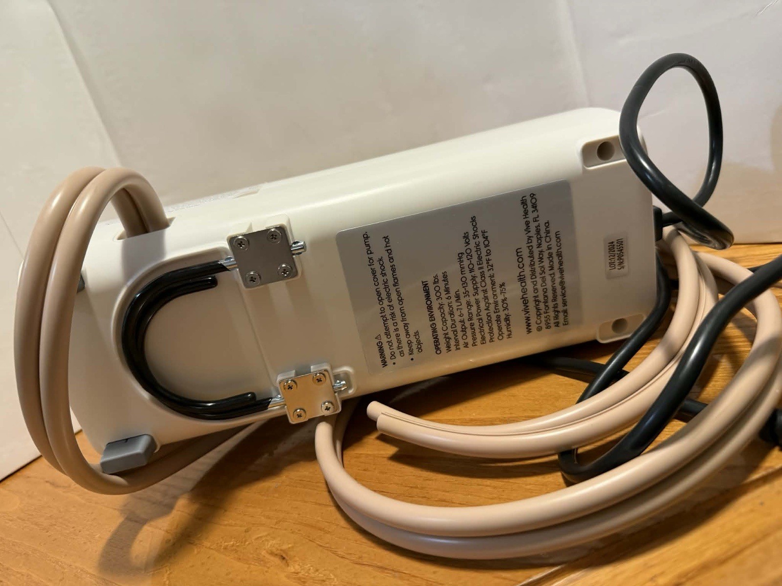 VIVE Alternating Pressure Pump (No accessories included)