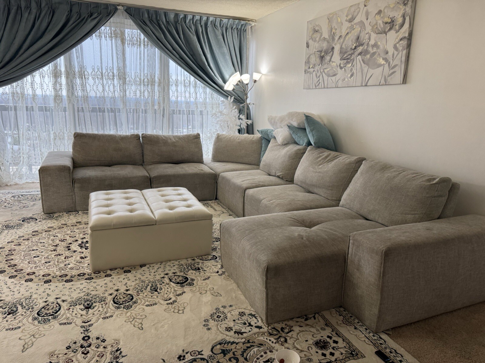 6-piece Light Gray Sofa Price With/O Table Is 500$ And Table Separately Is 100$