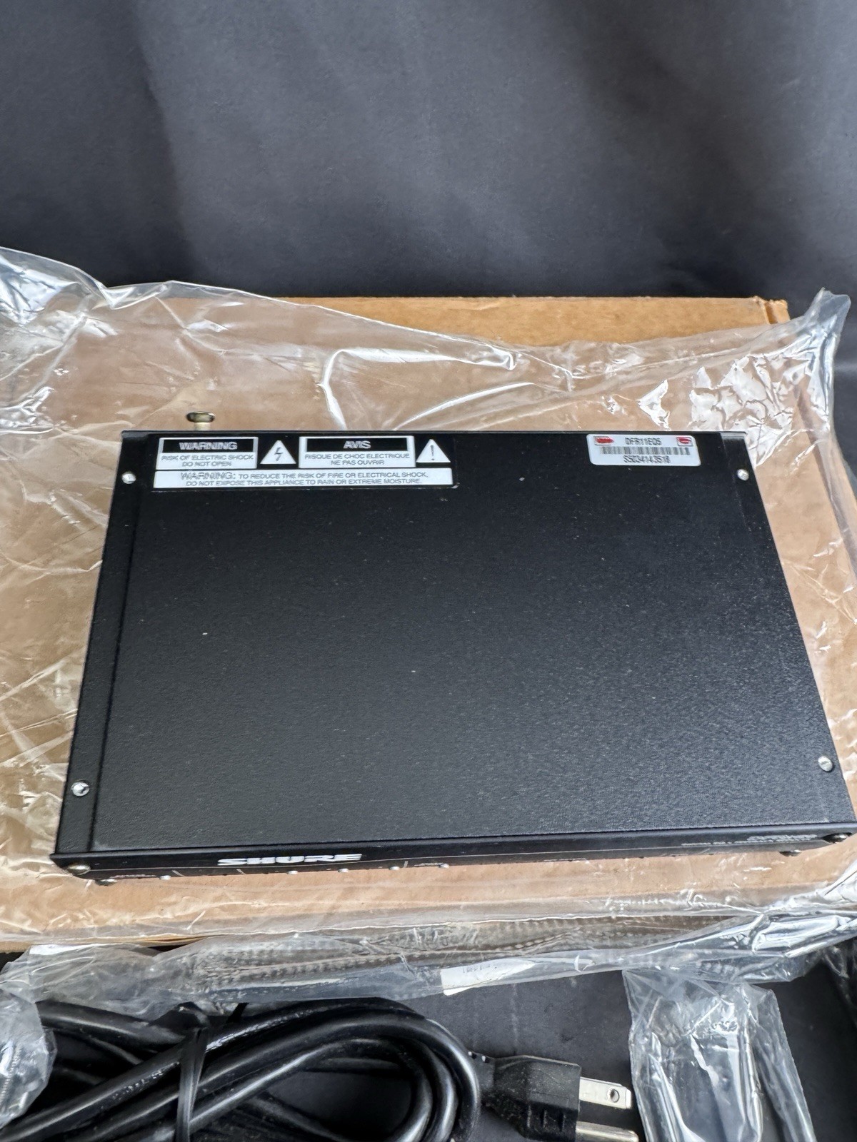 Shure DFR11EQ Digital EQ + Feedback Reducer (DFR11EQ5) Rack Mountable New Open