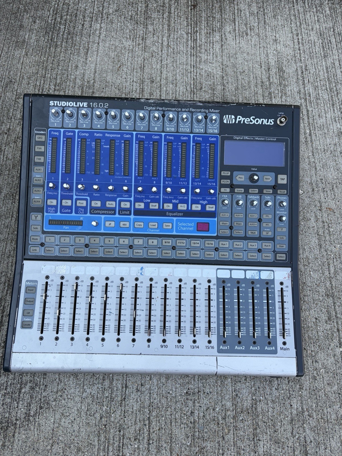 PreSonus StudioLive 16.0.2 FireWire 16-Channel Digital Recording Mixer