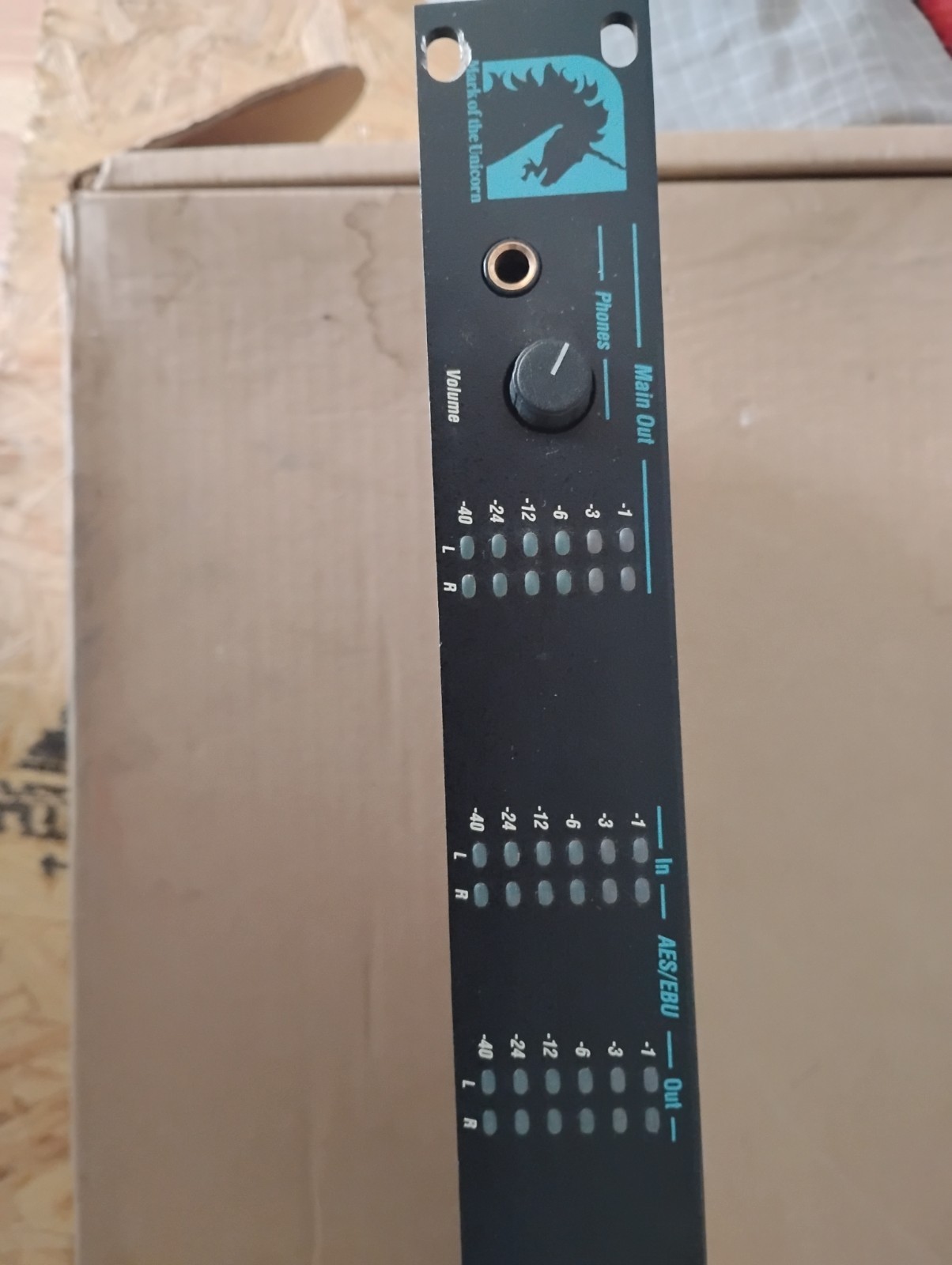 MOTU (Mark Of The Unicorn) MOTU 1224 +4 Balanced 10 in. 12 out AES/EBU Audio Int