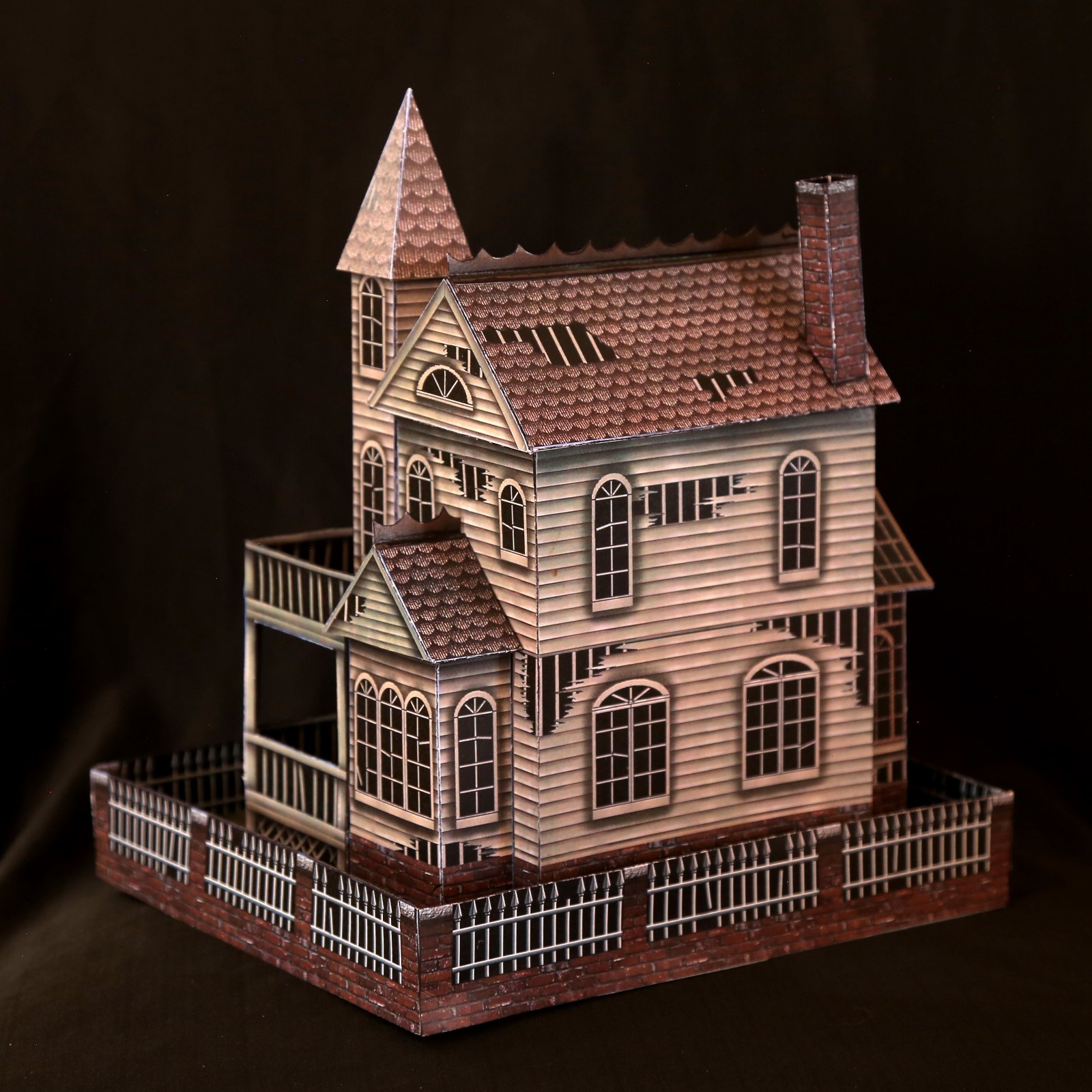 THE GHOST HOUSE Haunted House paper model