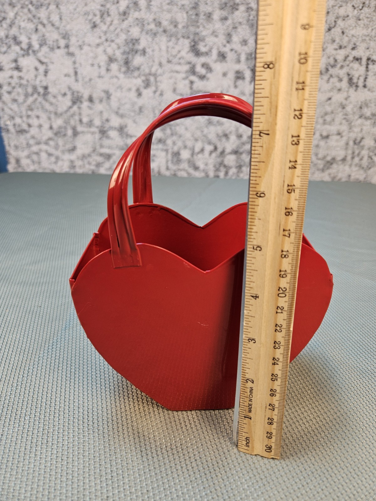metal heart shape basket 7x5"