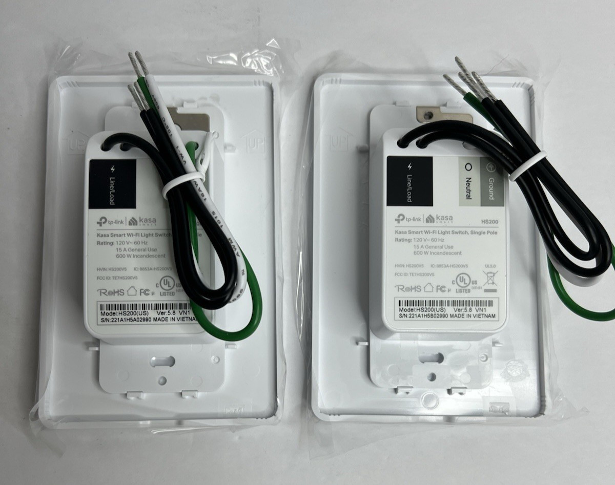 Kasa Smart Light Switch HS200 Single Pole 2.4GHz Wi-Fi App Control Missing Screw
