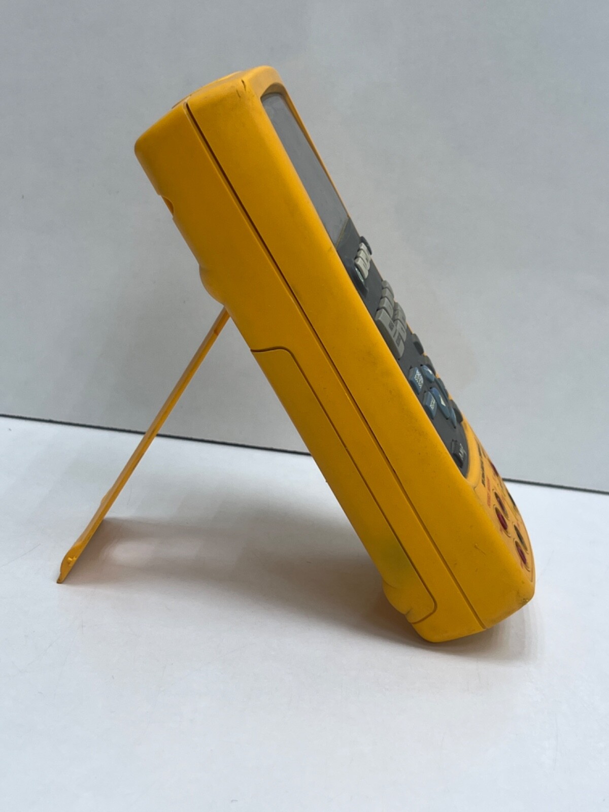 Fluke 724 Process and Temperature Calibrator