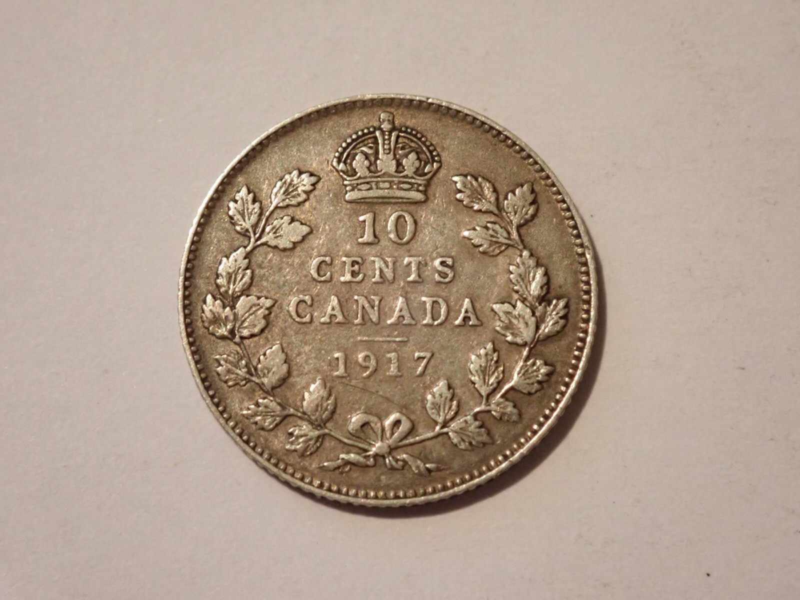 1917 CANADA SILVER 10 CENTS in VERY NICE COLLECTABLE CONDITION