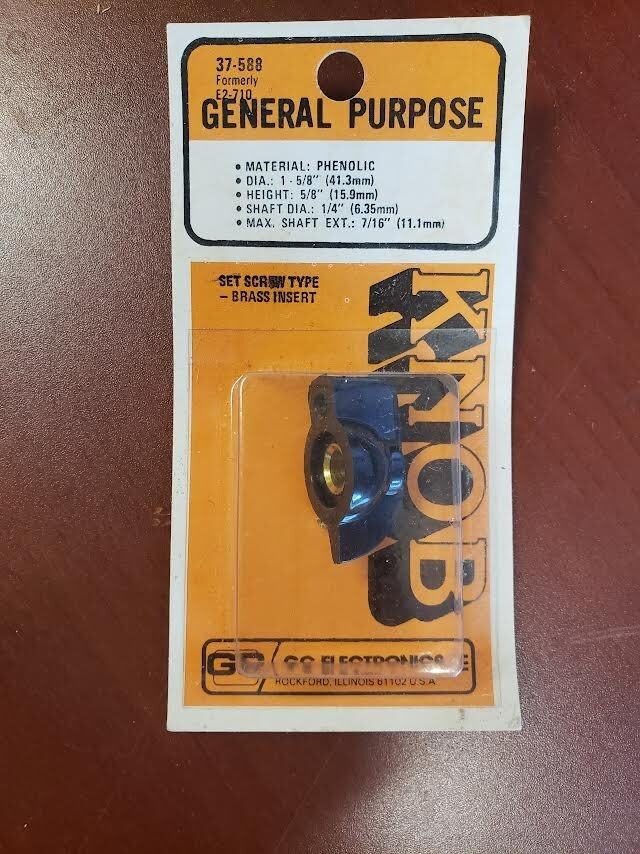 GC 37-588 KNOB 1 5/8" Set Shrew SHAFT 1/4" VINTAGE General Purpose NEW Set of 5