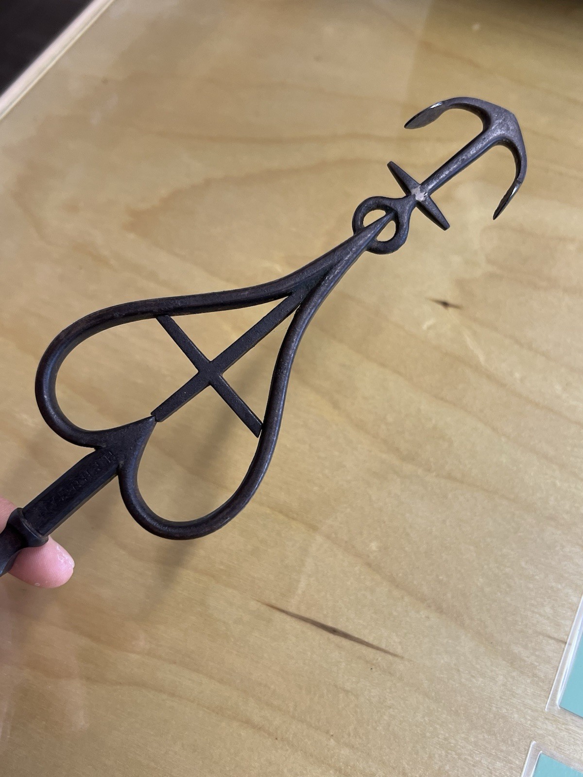 ANTIQUE BLACKSMITH NAUTICAL IRON WORK MARLIN ROPE SPIKE SIGNED " H. SHUMAN "