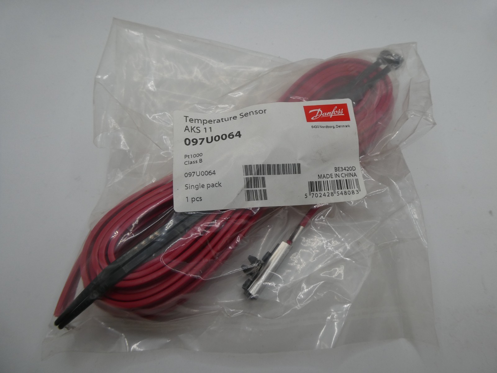 Danfoss AKS11 097U0064 Temperature sensor PT1000, -40 to 212 F, Class B Red