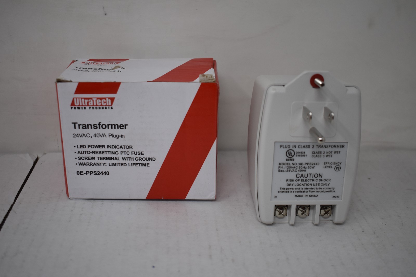UltraTech Plug-In Transformer 0E-PPS2440 24VAC 40 VA LED Power Indicator