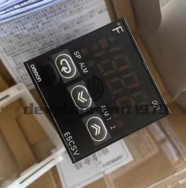 One Omron E5CSV-RT Temperature controller new