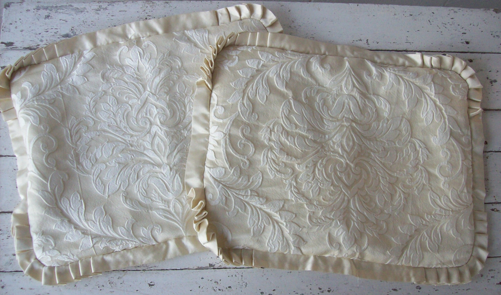 J. QUEEN NEW YORK Marquis Ivory Pillow Shams~Sculpted Damask~Folded Flange~20x26