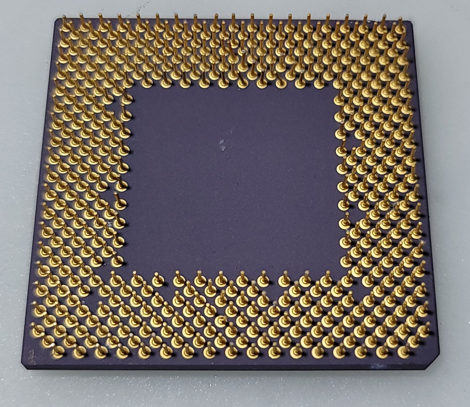 Rare Vintage AMD Duron D800AUT1B Ceramic Processor 1999