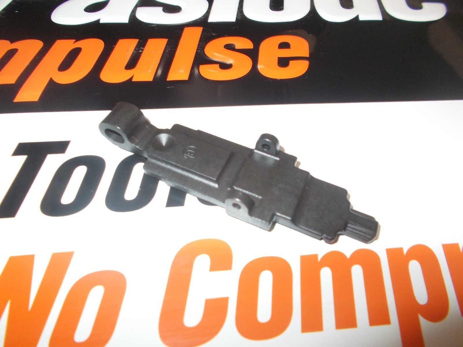 Paslode Part # 902422 - FRONT PLATE (IM250A-LI-ION)