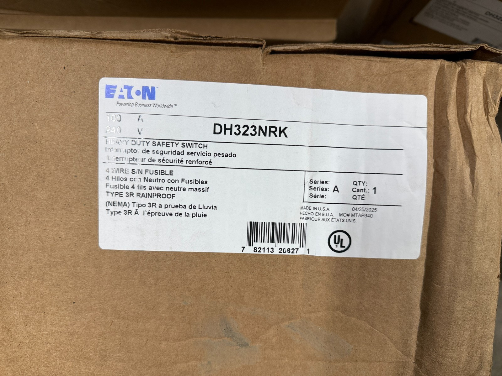 Eaton DH323NRK 100A 240V Heavy Duty Safety Switch NEMA 3R Fusible 4-Wire NIB USA
