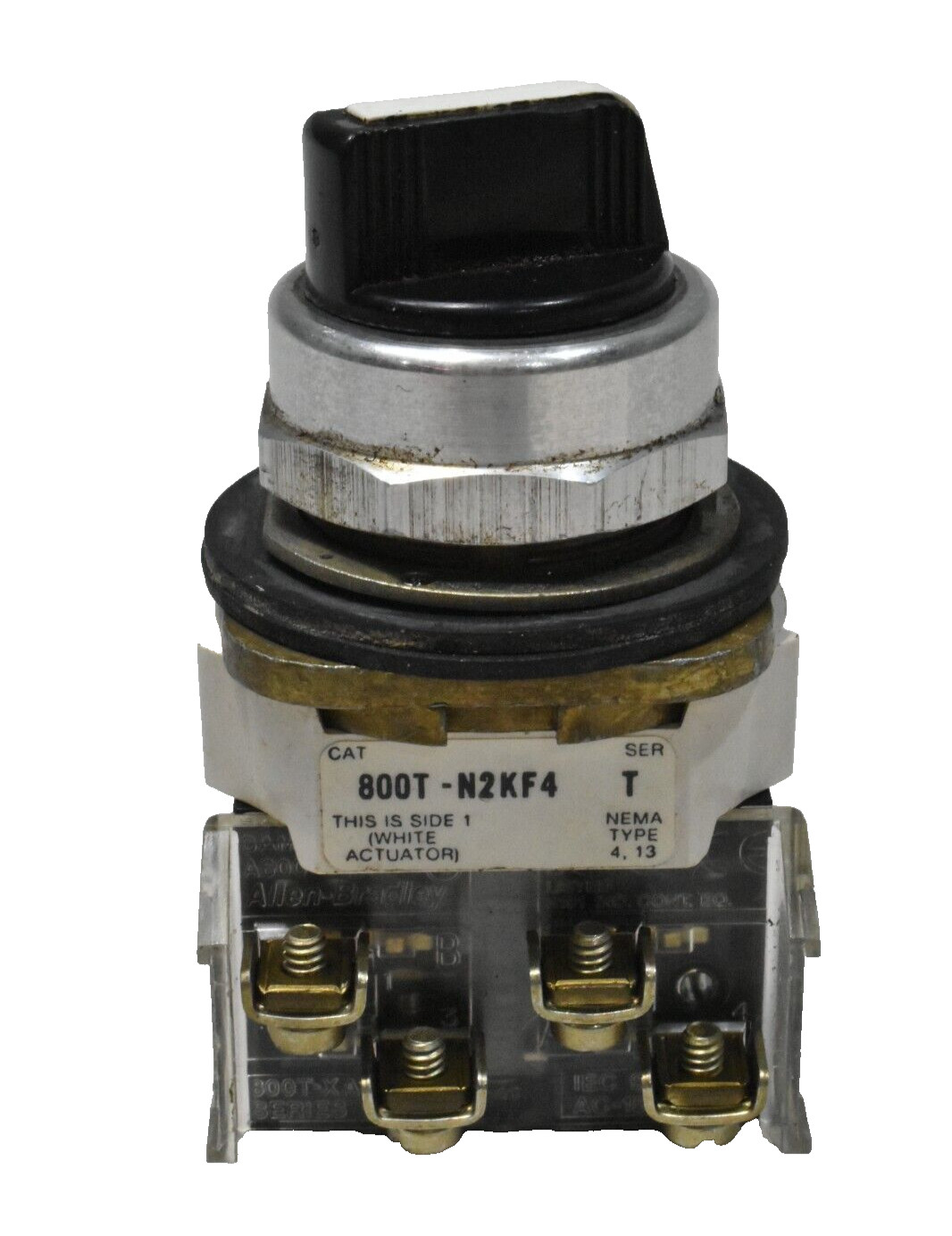 Allen Bradley 800T-N2KF4 Selector Switch