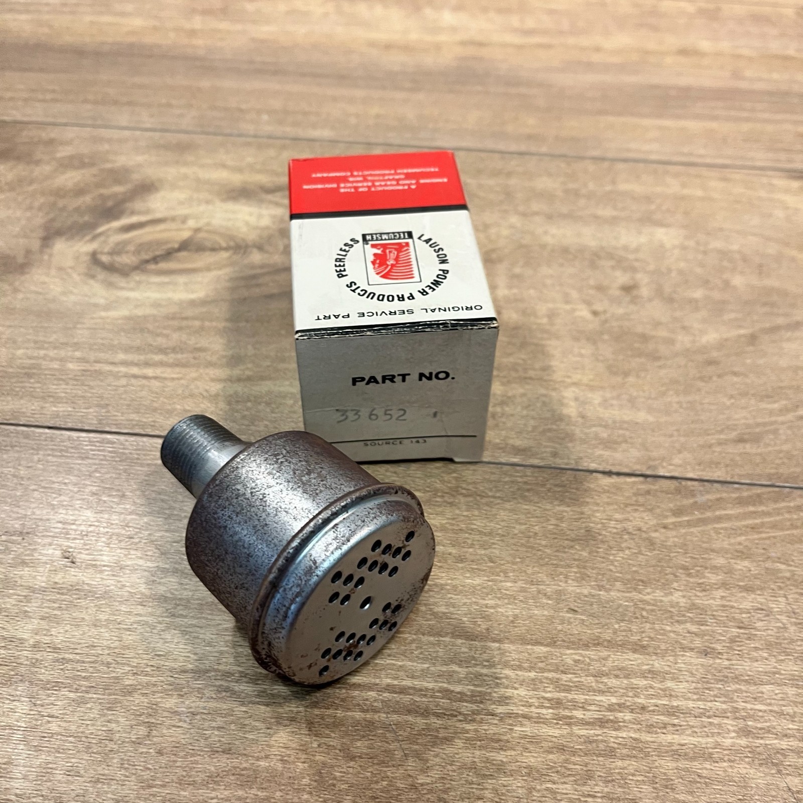 New TECUMSEH OEM NOS MUFFLER/ 33652