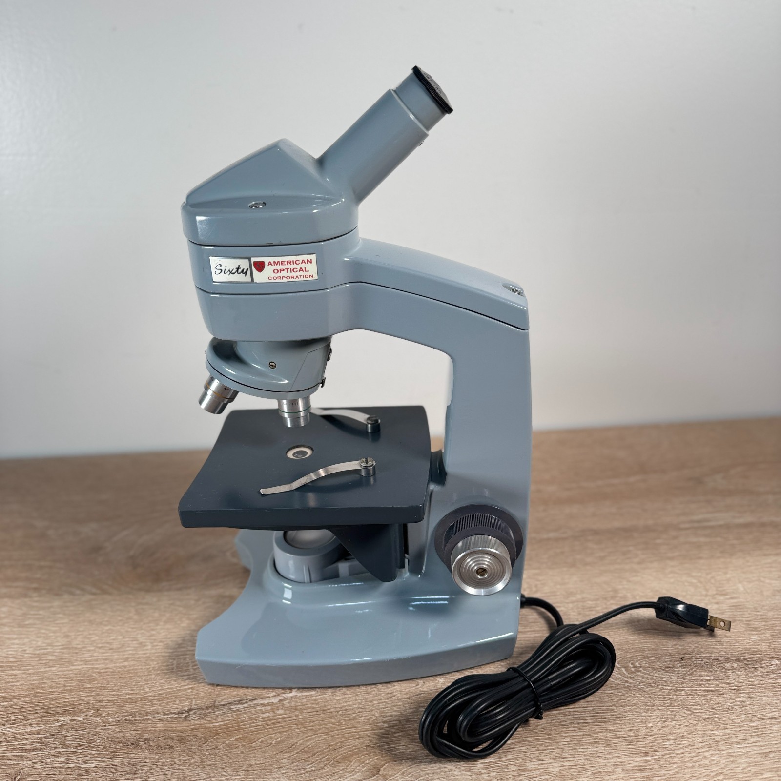 Vintage American Optical AO Series Sixty Microscope - Model 60 Spencer - Working
