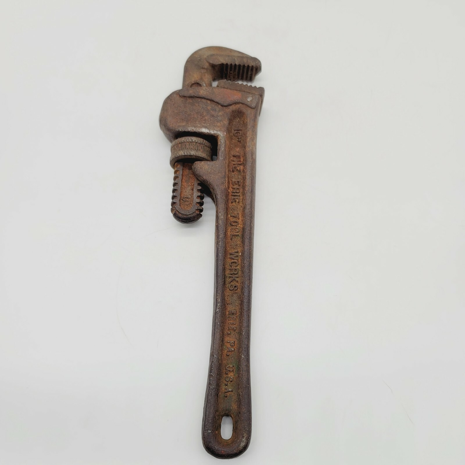 Vintage 10" Pipemaster pipe wrench by The Erie Tool Works, Erie PA 1/8 to 1 1/2