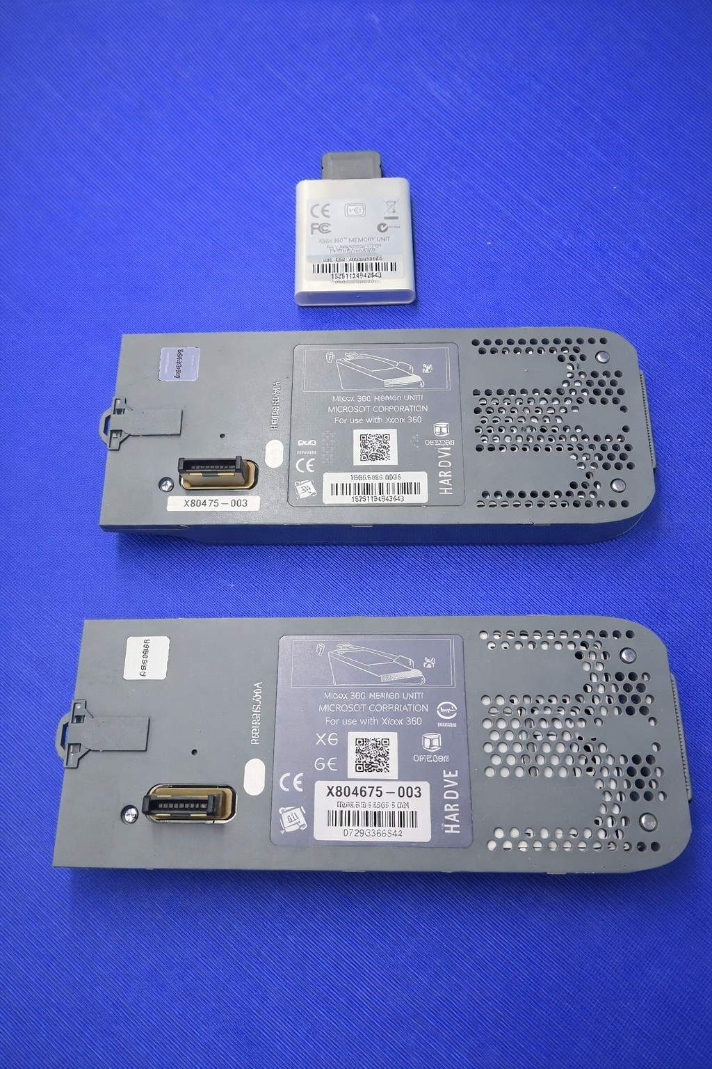 Xbox 360 Storage Bundle 2x 20GB Hard Drives + Memory Unit OEM Microsoft