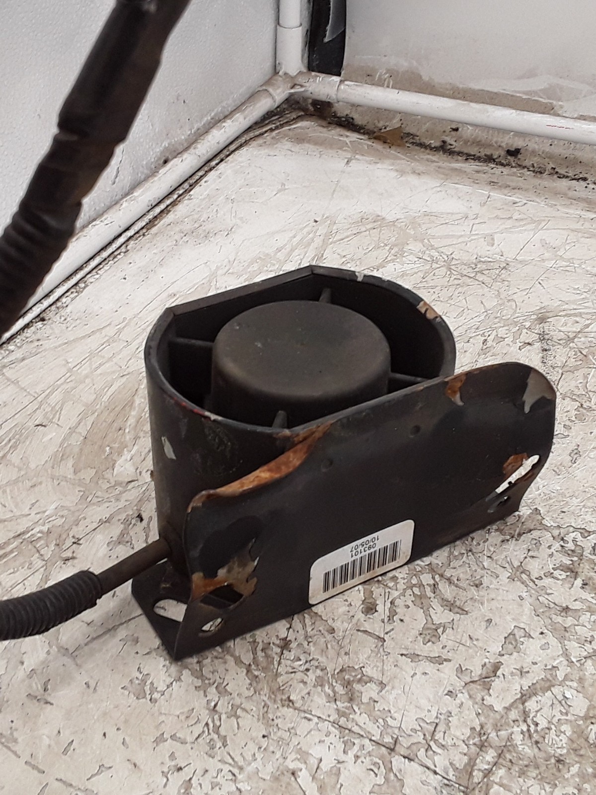 Model 97M04-23200 Backup Alarm 12-48VDC