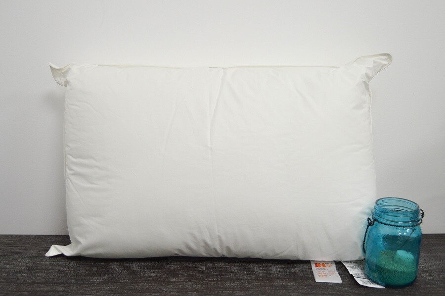 IHG Loves To Be Washed QUEEN FIRM Pillow - Featured IHG Hotels (FREE PILLOWCASE)