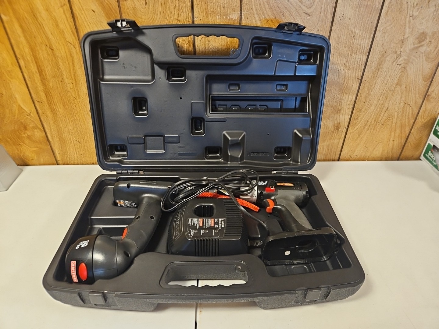Craftsman  315.116400 19.2V Drill  Charger Light and Carrying Case No Battery