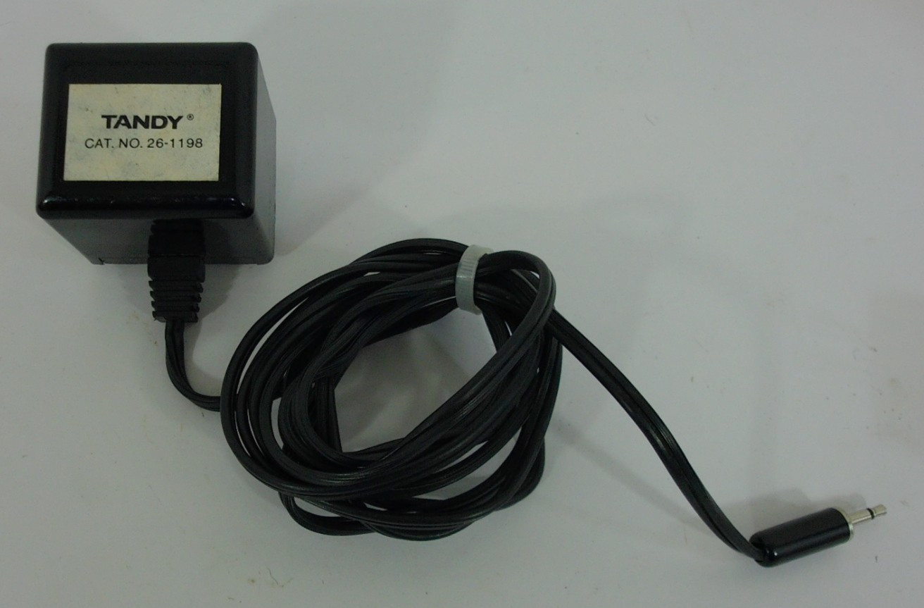 Tandy 26-1198 Ault Inc Class 2 Transformer IN:120VAC 60Hz 0.13A OUT:7VAC 10VA